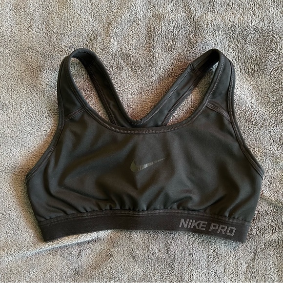 Nike Sports Bra Bundle (Size XS) - Picture 6 of 7